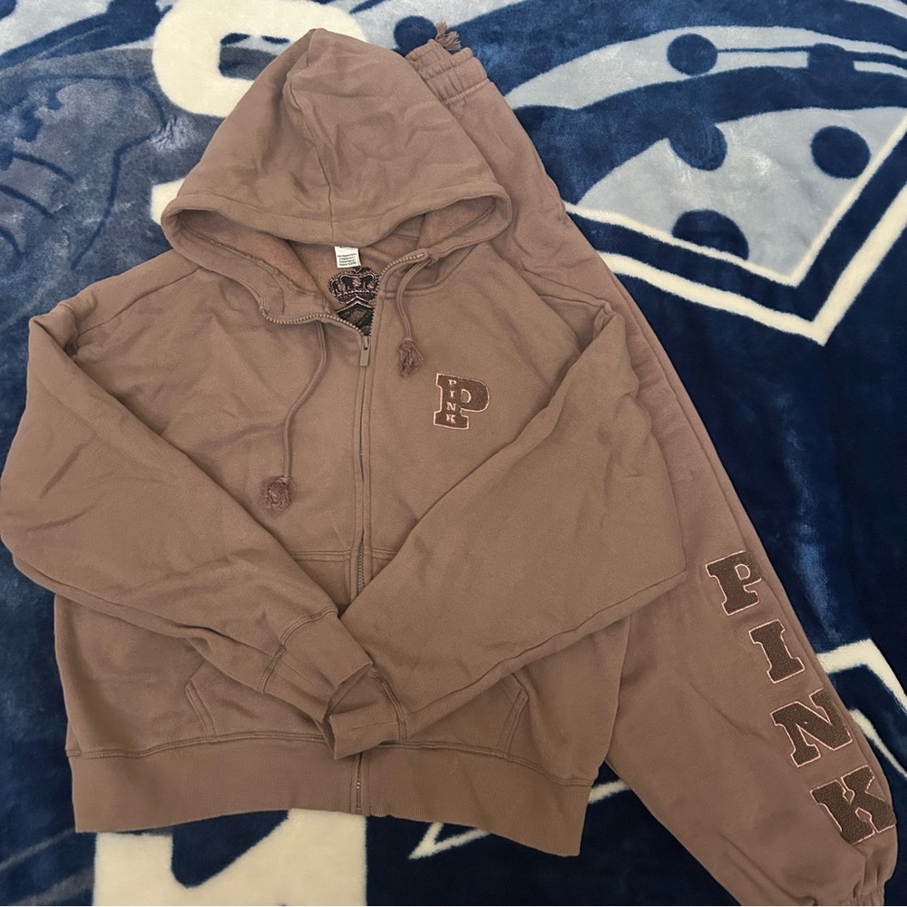 VS Pink Hoodie and Sweatpants Set